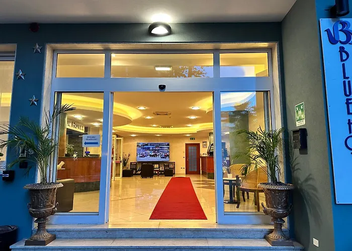 Blue Hotel