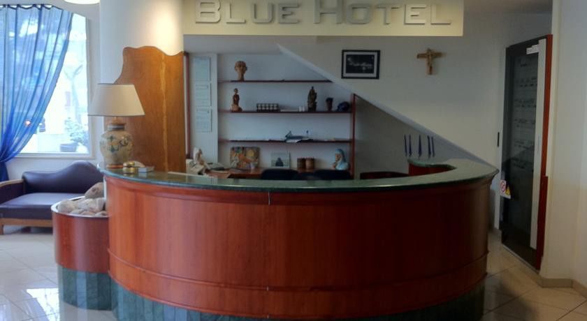 Hotel Blue